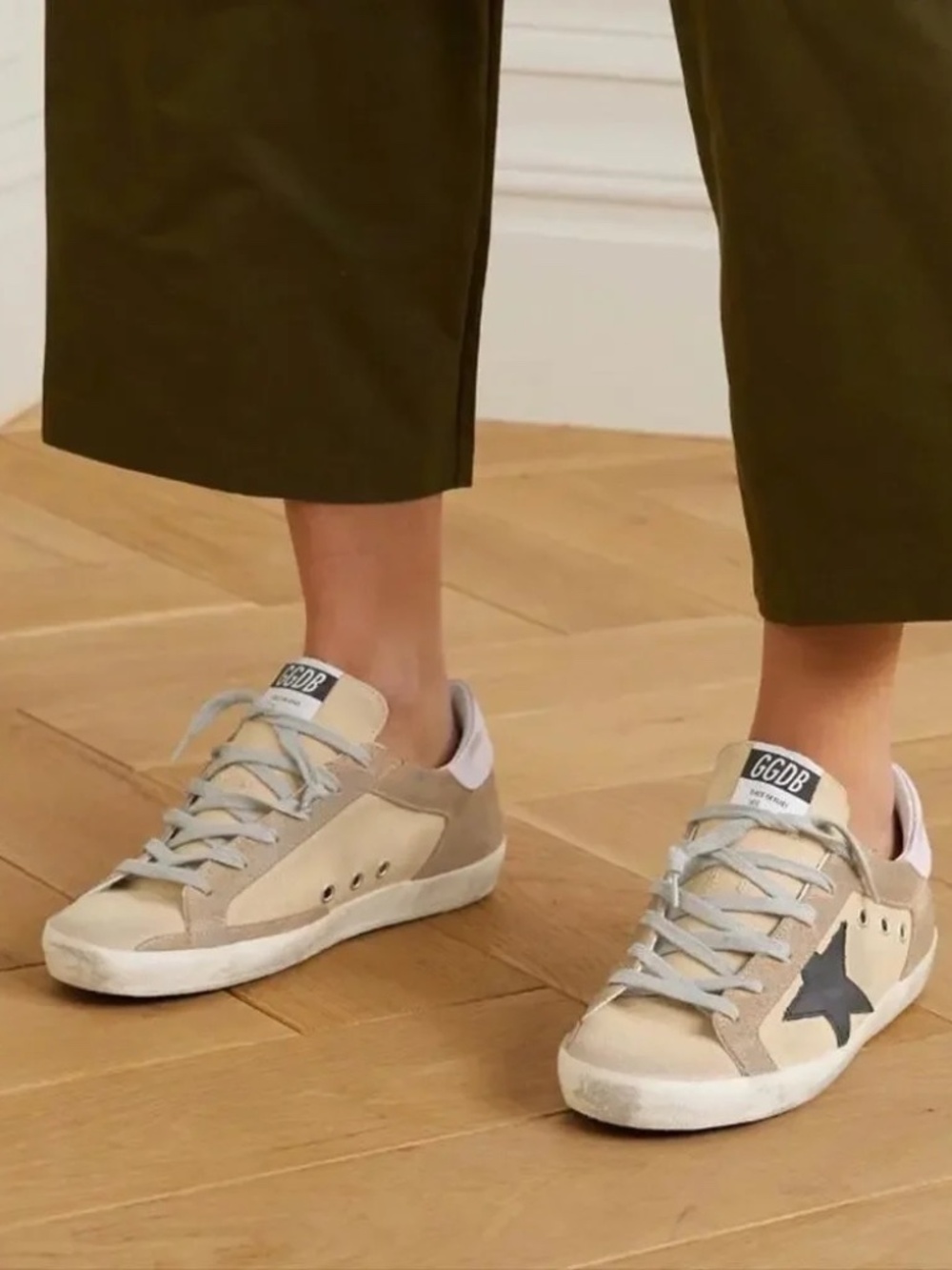 Golden Goose Super-Star Sneakers Beige Suede and Canvas Black Star EU 37